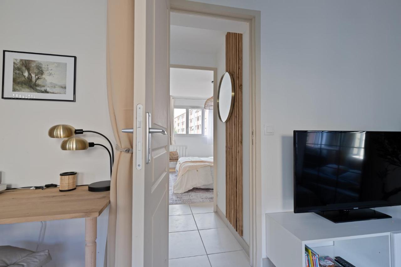 Appartement Spacieux 1 Chambre Parking Gratuit Valence  Exteriör bild